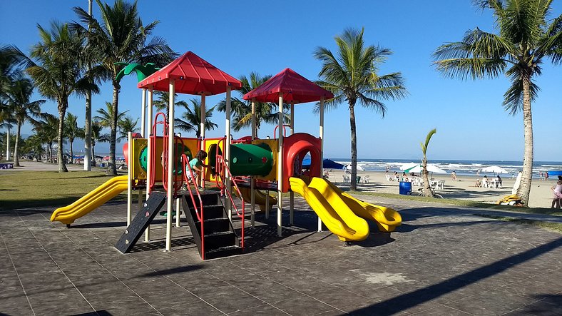 Beachfront with SeaView by Doce Lar de Bertioga