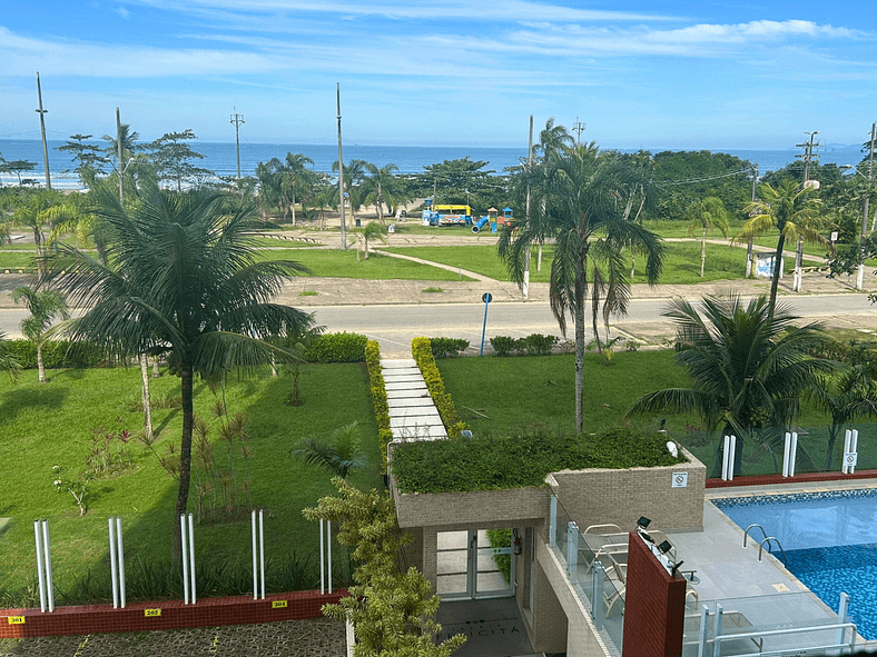 Frente Mar, Vista da Praia by Doce Lar de Bertioga